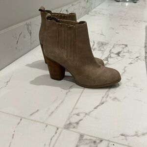 Madden girl ankle booties | size 7